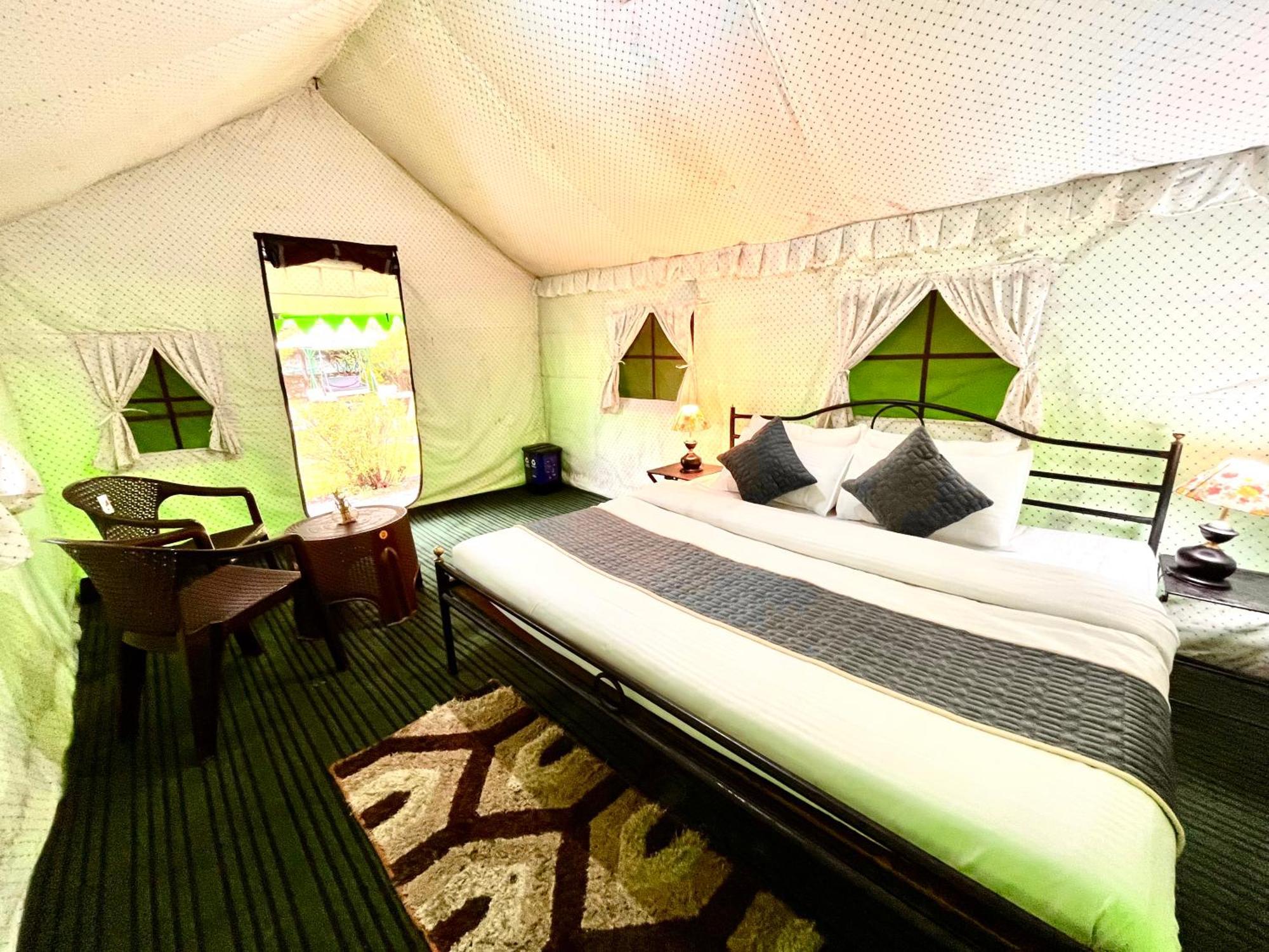 Himalayan Riverside Swiss Cottage Tents, Manali Экстерьер фото