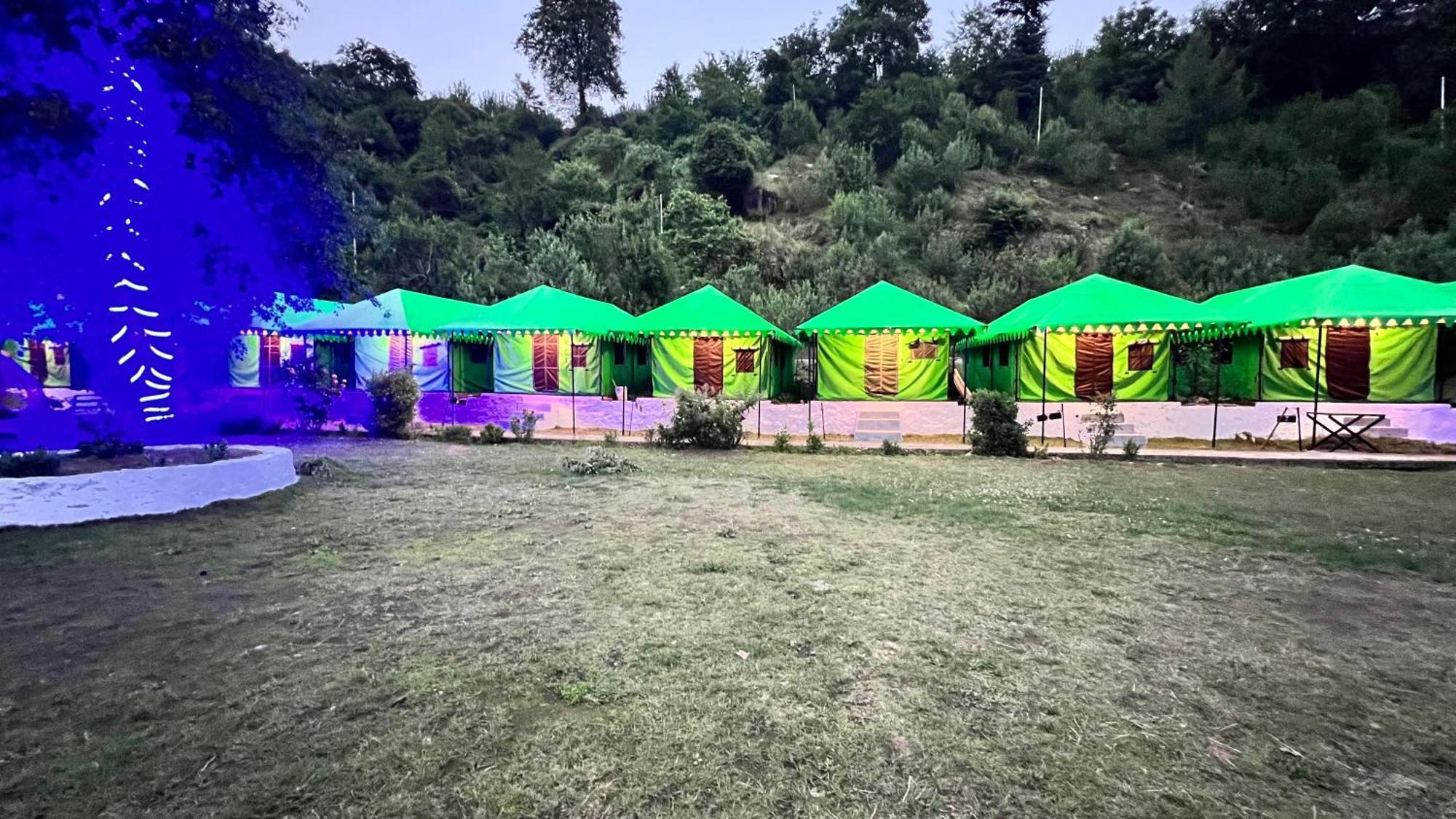 Himalayan Riverside Swiss Cottage Tents, Manali Экстерьер фото