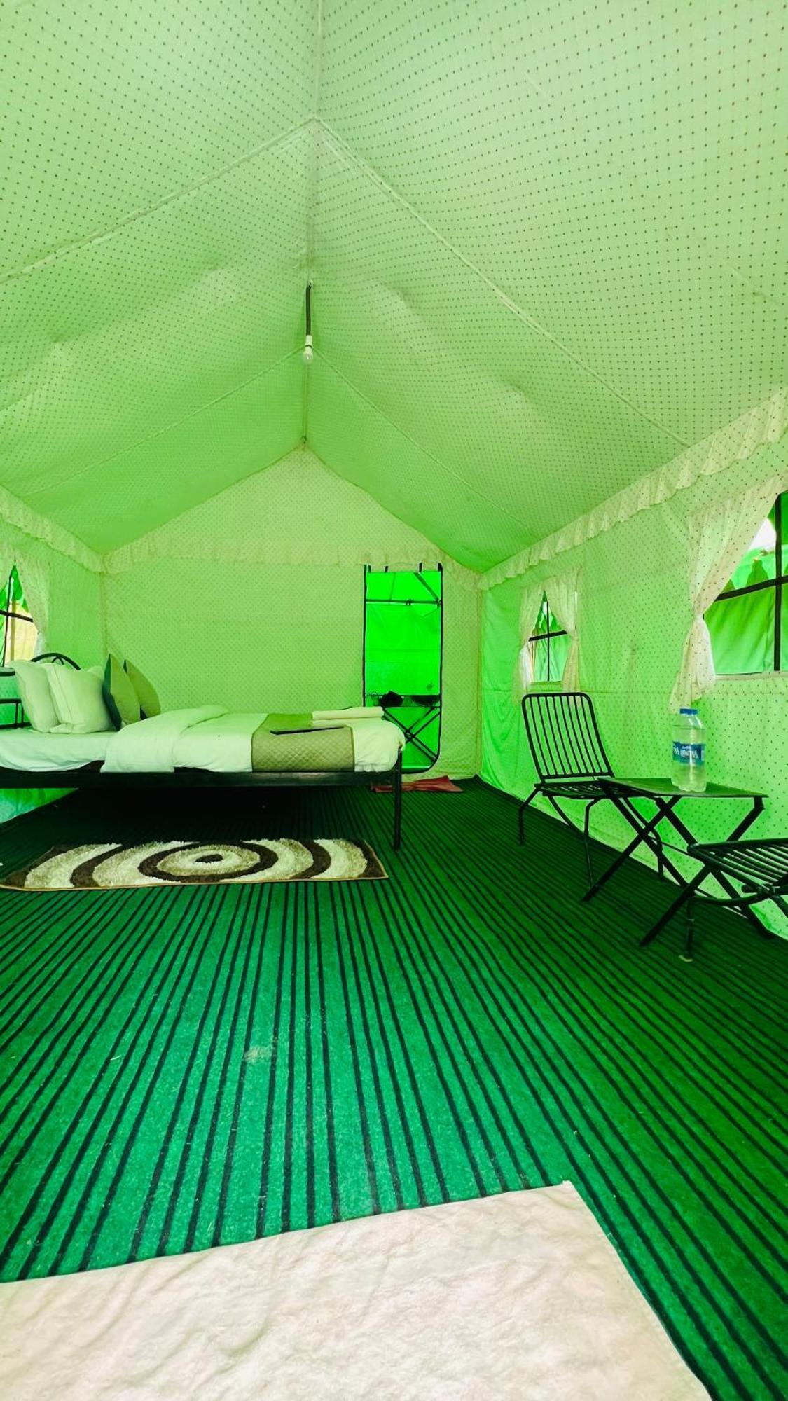 Himalayan Riverside Swiss Cottage Tents, Manali Экстерьер фото