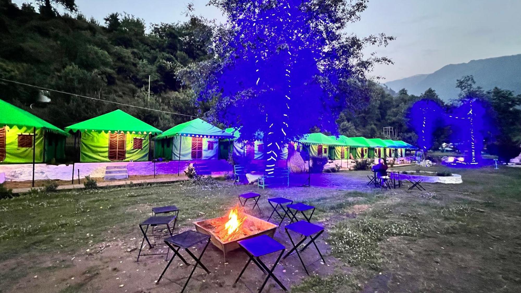 Himalayan Riverside Swiss Cottage Tents, Manali Экстерьер фото