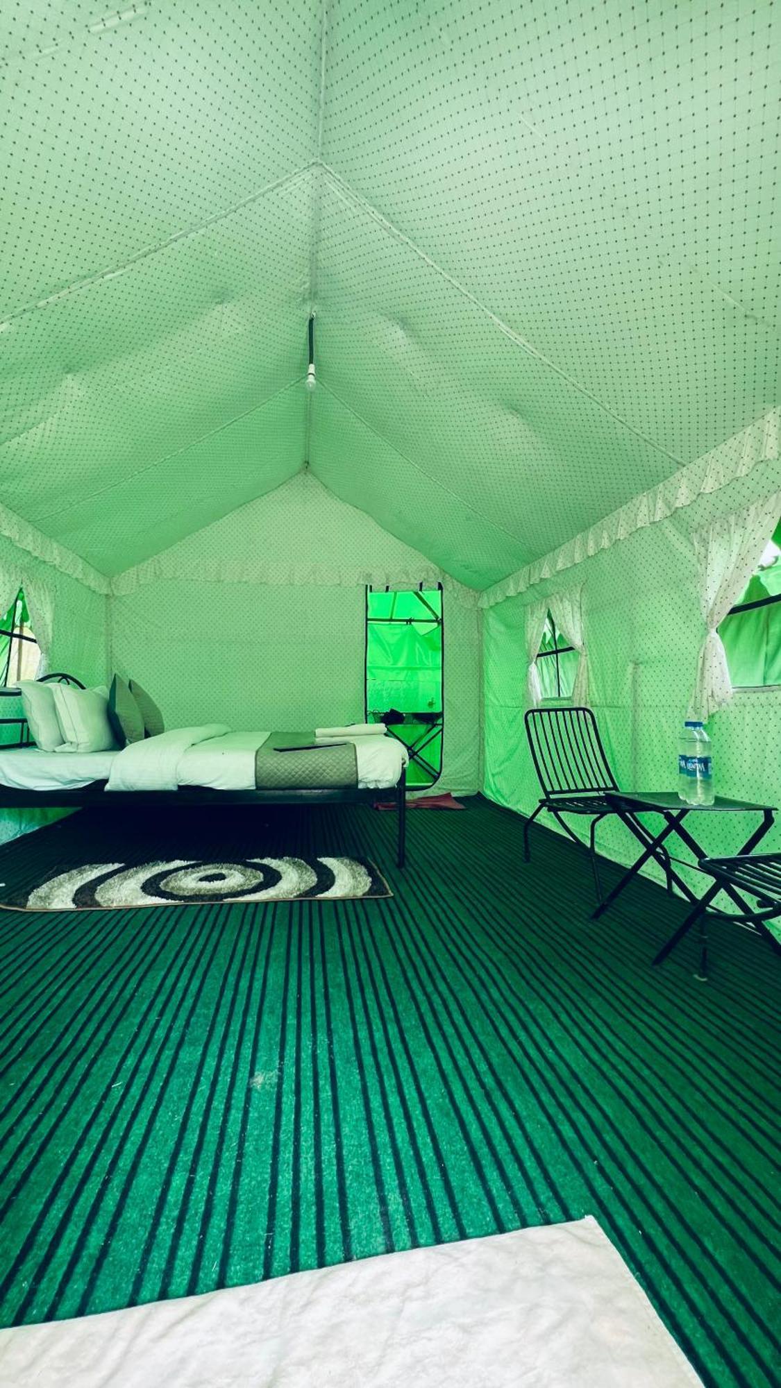 Himalayan Riverside Swiss Cottage Tents, Manali Экстерьер фото